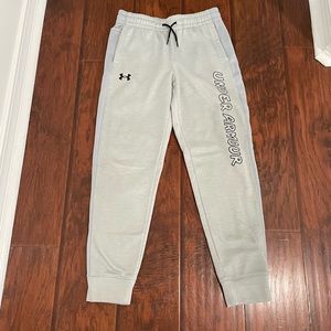 Under Armour boys pants